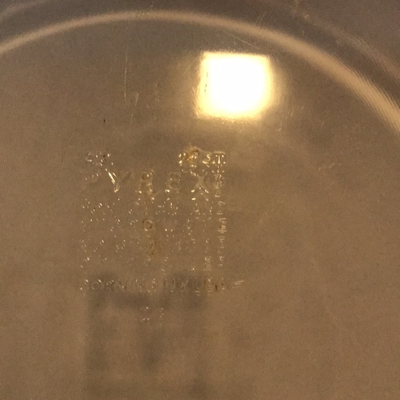 Pyrex - round - 210 - for oven and microwave no stove top or broiler. 25cm - Picture 7 of 11